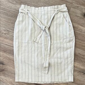 Banana republic size 4 fully lined skirt